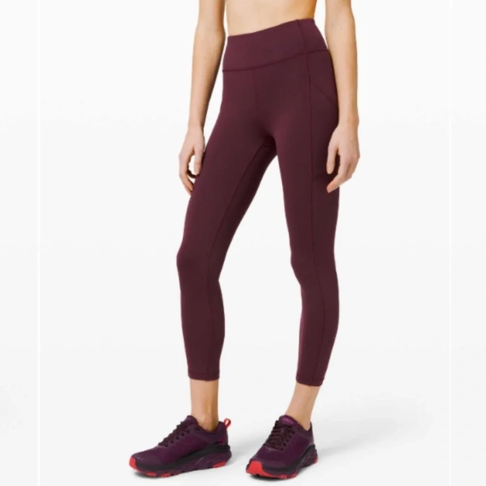 Lululemon Invigorate 25” maroon leggings - Picture 3 of 9